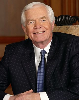 <span class="mw-page-title-main">Thad Cochran</span> American attorney and politician (1937–2019)