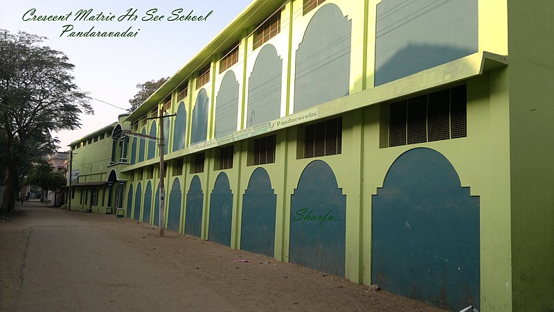 File:Crescent School Pandaravadai - panoramio.jpg