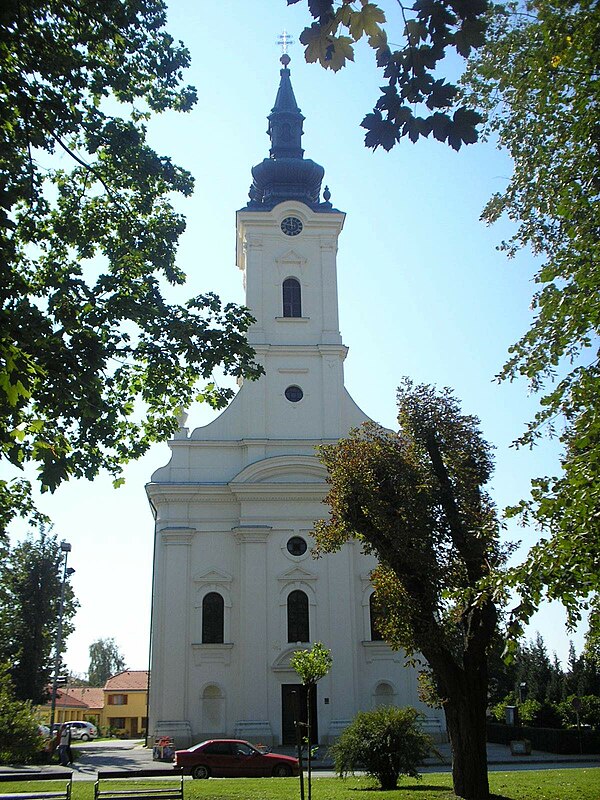 Image: Crkva sv. Terezije Avilske u N. Gradiški