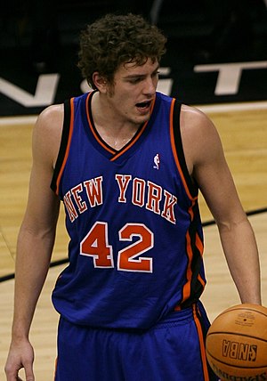 David Lee was selected 30th overall by the New York Knicks.