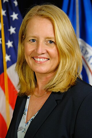 <span class="mw-page-title-main">Deanne Criswell</span> Administrator of the Federal Emergency Management Agency