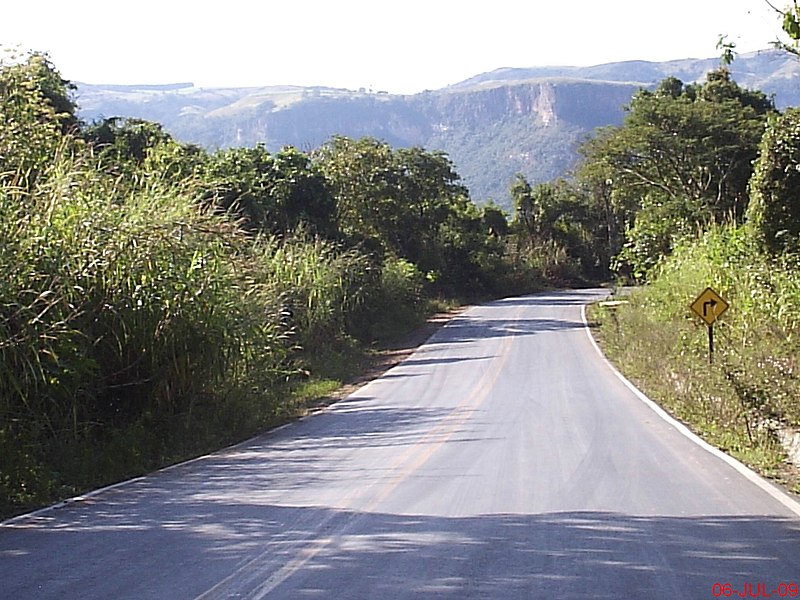 File:Descida da Serra de Itaqueri - panoramio.jpg