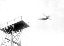 Swedish high diver Arvid Spangberg at the 1908 Olympic Games from the fourth Olympiad Diver2.jpg