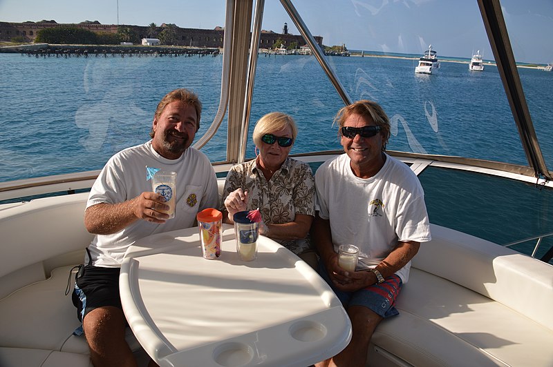 File:Dry Tortugas Cocktail Hour (14554601131).jpg