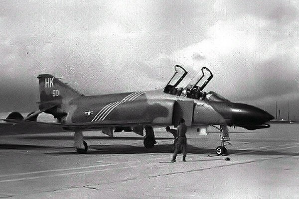 A 480th TFS McDonnell Douglas F-4D Phantom II at Phù Cát Air Base, circa 1969–71.