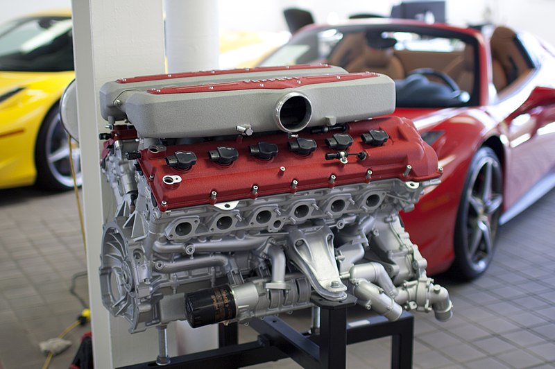 File:Ferrari Tipo F140C V12 engine display.jpg