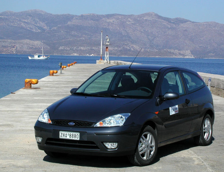 File:Ford Focus 2001.jpg