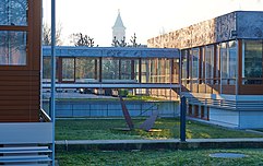 Gebäudekomplex des Bundesverfassungsgerichts (Baumgarten-Bau) - Verbindungsgang.jpg