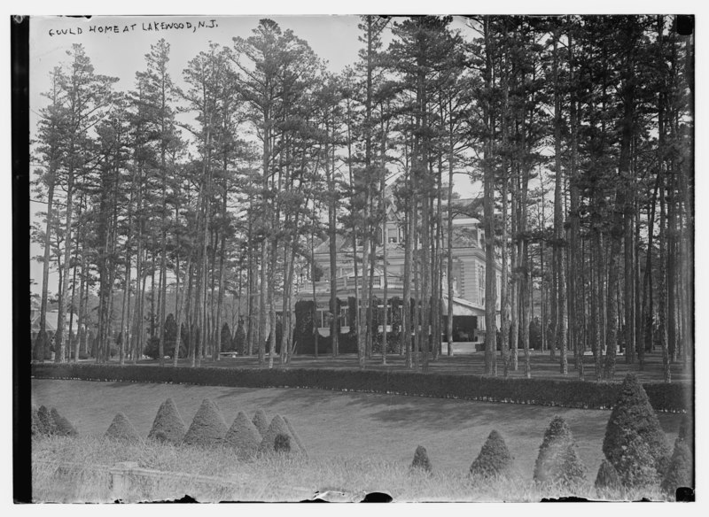 File:Gould Home, seen through trees, Lakewood, N.J. LCCN2014684594.tif