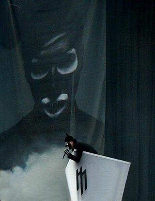 <span class="mw-page-title-main">Grotesk Burlesk Tour</span> 2003–04 concert tour by Marilyn Manson