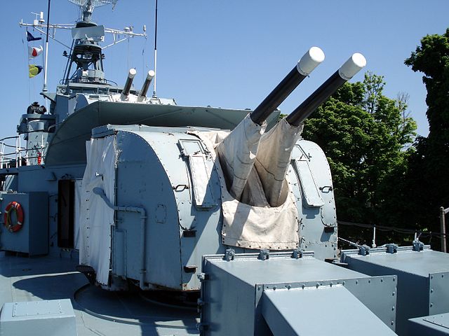 Twin Mk XVI on HMCS Haida