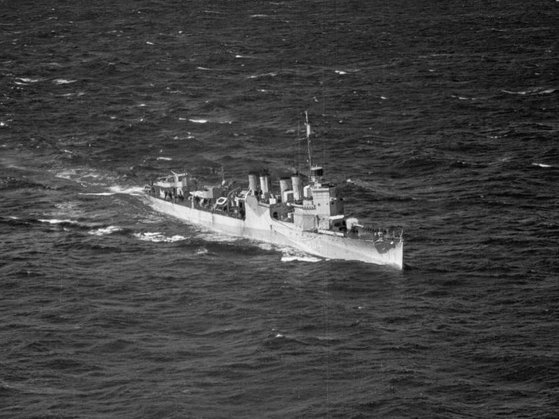 File:HMS Beverley (H64) underway, circa in 1942 (FL 2019).jpg