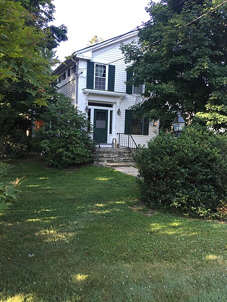 File:House at 31 West Cayuga Street 22 27 27 669000.jpeg