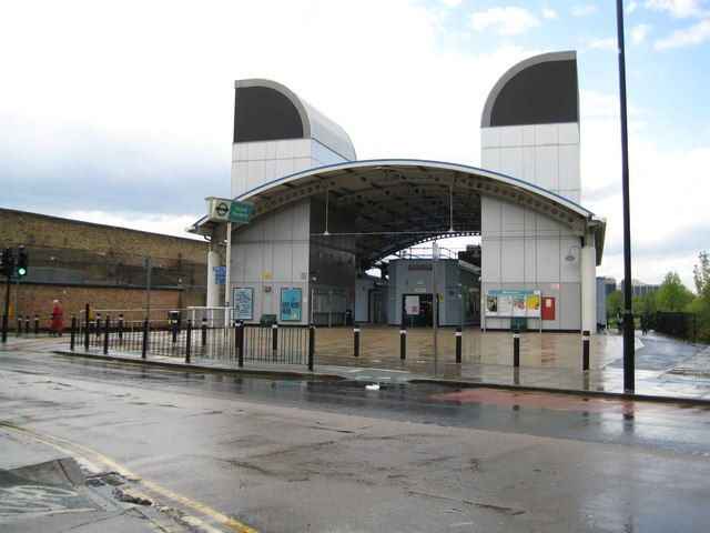 Island Gardens DLR station with the disused Millwall Extension Railway beside it.