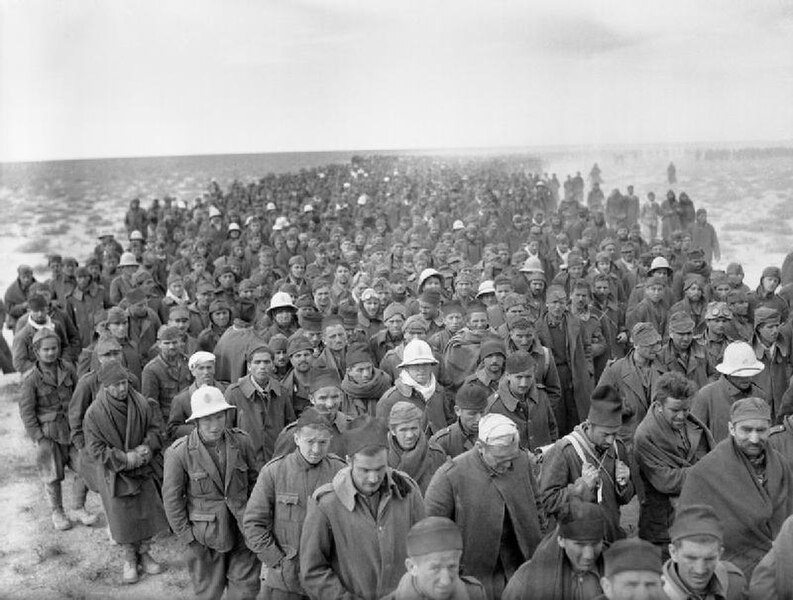 File:Italian soldiers taken prisoner during Operation Compass.jpg