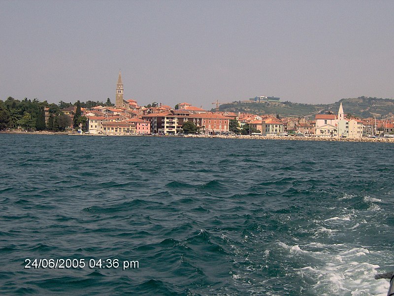 File:Izola - panoramio.jpg