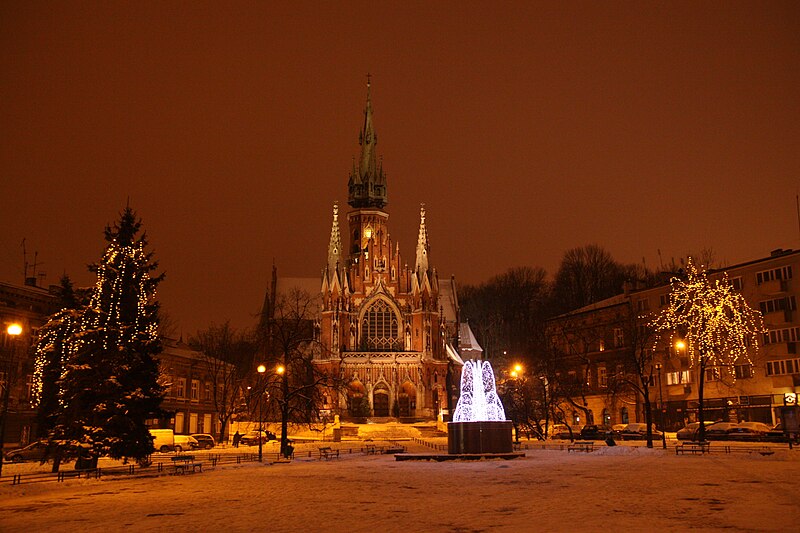 File:JKRUK 200902301 KRAKÓW RYNEK PODGÓRSKI BY NIGHT IMG 9539.jpg