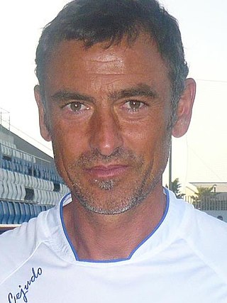 <span class="mw-page-title-main">Javi López (footballer, born 1964)</span> Spanish footballer and manager