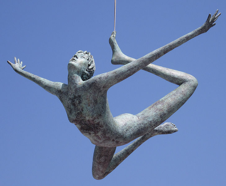 File:Jersey Girl sculpture Saint Helier 2010 j.jpg