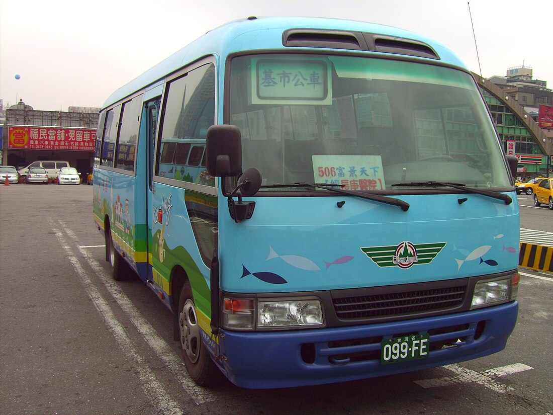 File:KeelungCityBus 506 Minibus 099FE Front.jpg