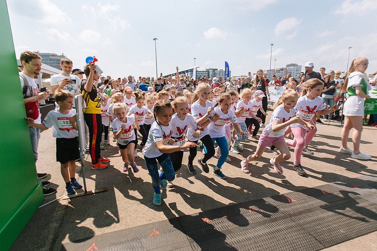 Start kids. Детский забег. Массовый забег в детском саду.