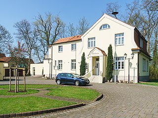 <span class="mw-page-title-main">Krostitz</span> Municipality in Saxony, Germany