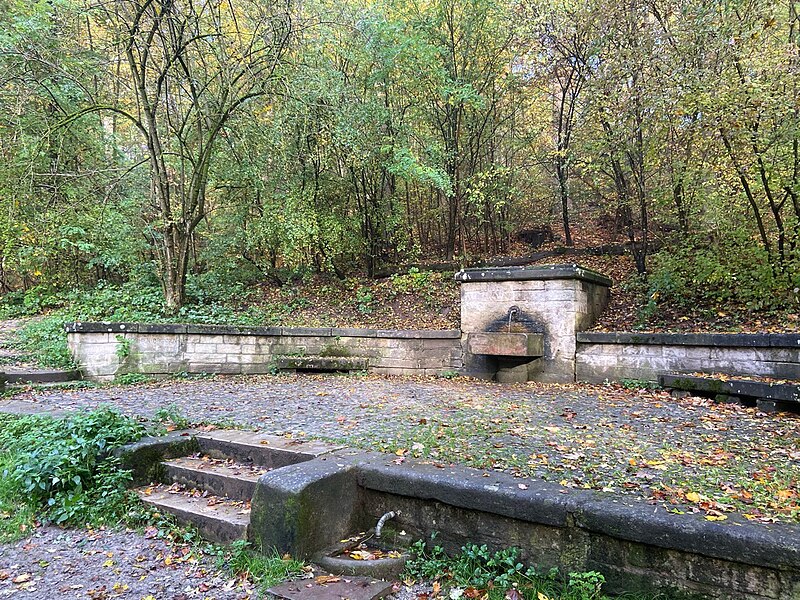 File:Landappbw 160912 1824 Brunnen Sophienbrunnen.jpg