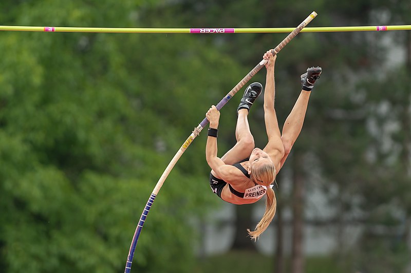 File:Leichtathletik Gala Linz 2018 pole vault Preiner Katrin-5628.jpg