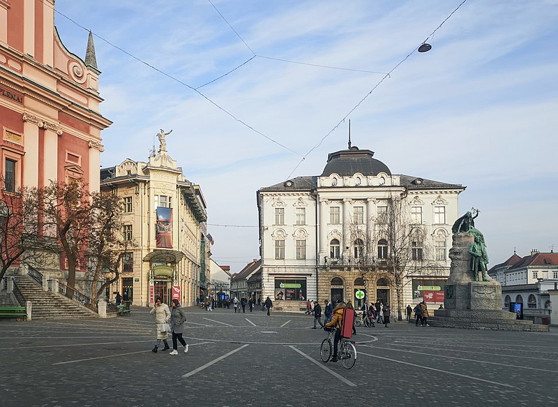 File:Ljubljana - Prešernov trg - 2020-01-17.jpg