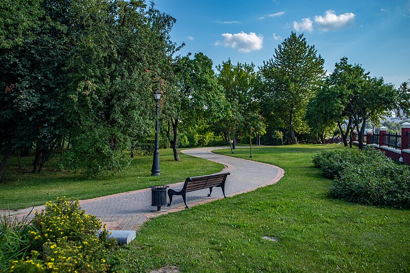 File:Lošycki park (Minsk) p06.jpg