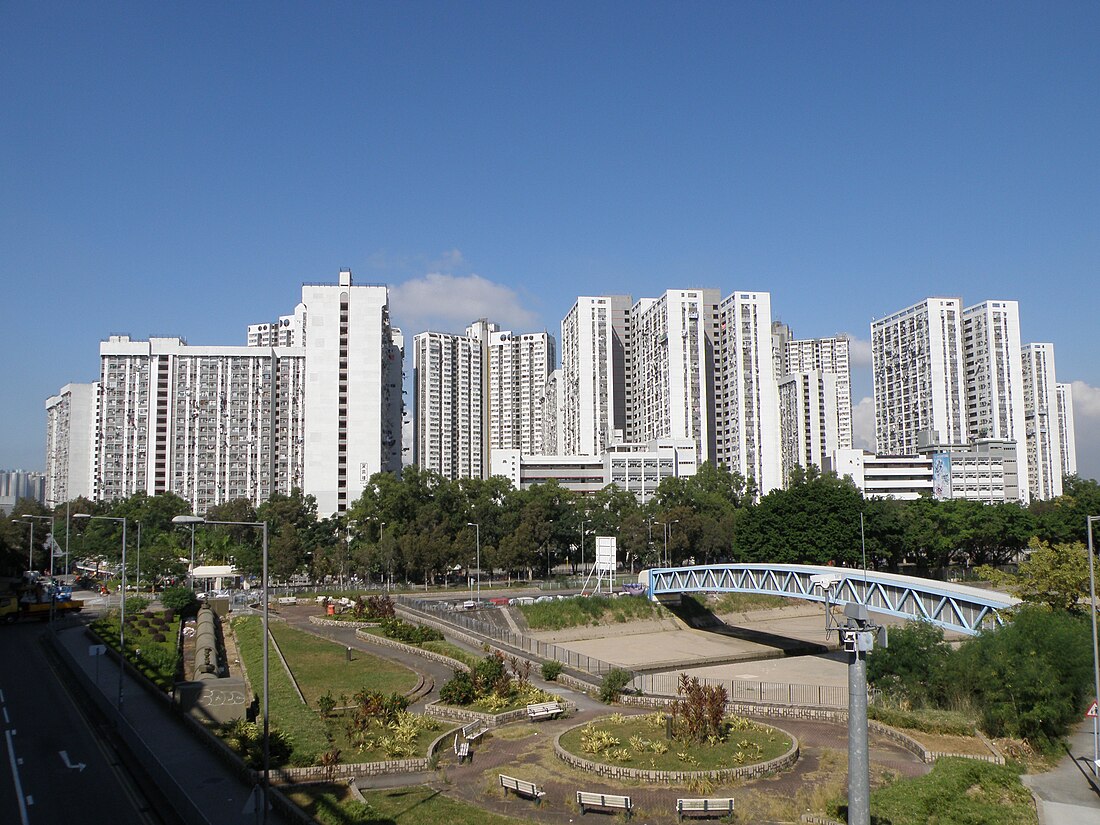 朗屏邨