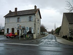 Mairie et D 274 (Charmes, Allier) 2016-02-24.JPG