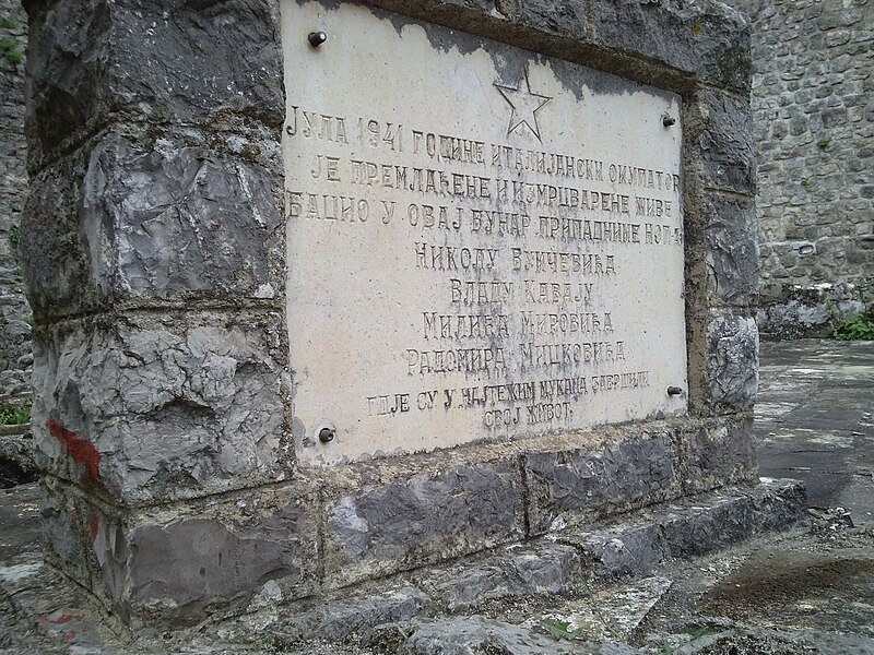 File:Memoial above the well in Old Bar, Montenegro.jpg