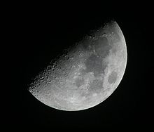 220px Moonfromoakland04052006