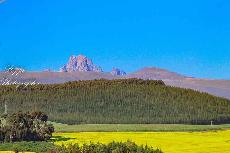 File:Mt Kenya 2.jpg