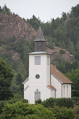 Bärfendals kyrka i juli 2013