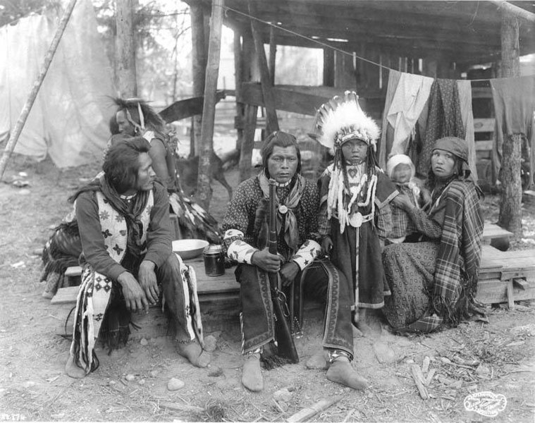 File:Nez Perce family in camp, Alaska Yukon Pacific Exposition, Seattle, 1909 (AYP 290).jpeg