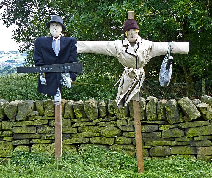 File:Norland Scarecrow Festival 2013 09.jpg