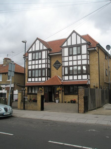 File:Nursing home in Beaconsfield Road - geograph.org.uk - 1527444.jpg