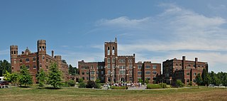 <span class="mw-page-title-main">Oak Grove-Coburn School</span> Independent coed preparatory school in Maine