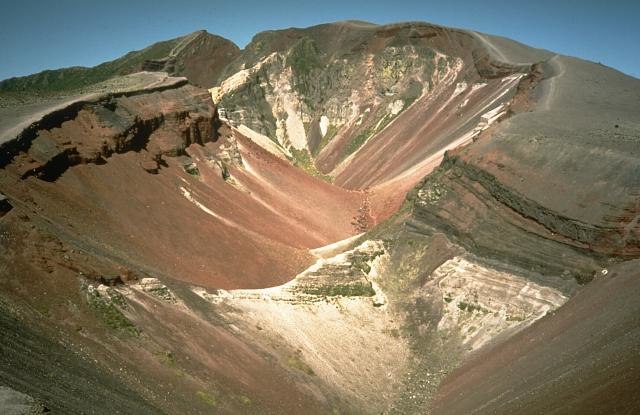 Fissure formed during the 1886 eruption