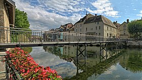 La passerelle rénovée.