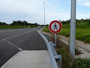 B9a Interdit aux piétons