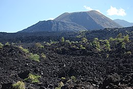 Parakutin og de omkringliggende avkjølte lavafeltene - panoramio.jpg