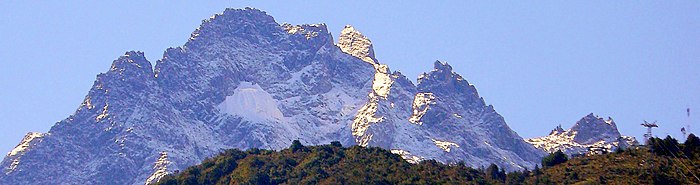 Panorámica de una nevada sobre el Pico Bolívar.