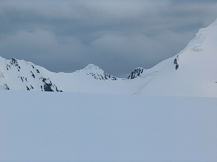 Pleven Saddle from Johnsons Glacier. Pleven-Livingston.jpg