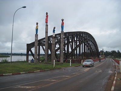 11 - Pont d'Edéa. Auteur : Mrndjock