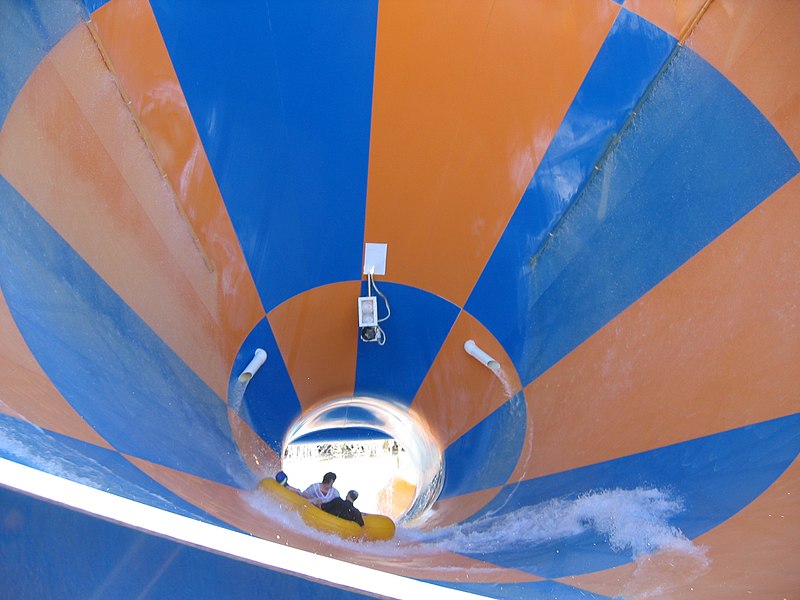 File:ProSlide Tornado at Wet'n'Wild Water World.jpg