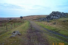 Остатки железной дороги остановка - Дартмур - geograph.org.uk - 172858.jpg 