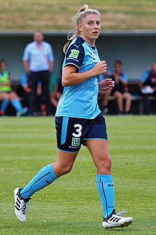 Remy Siemsen Sydney FC (48780971231) (обрезано) .jpg